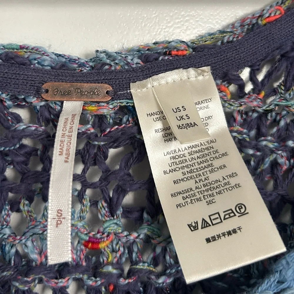 Free People Lake Life Pullover Sweater Bottled Blue Combo size small Chunky Knit - Picture 10 of 13